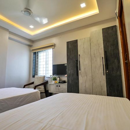 Hotel Ceasta, Beside Us Consulate Hyderabad, Gachibowli Gundipet Eksteriør bilde